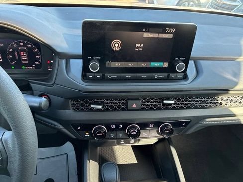Used 2024 Honda Accord EX image 29