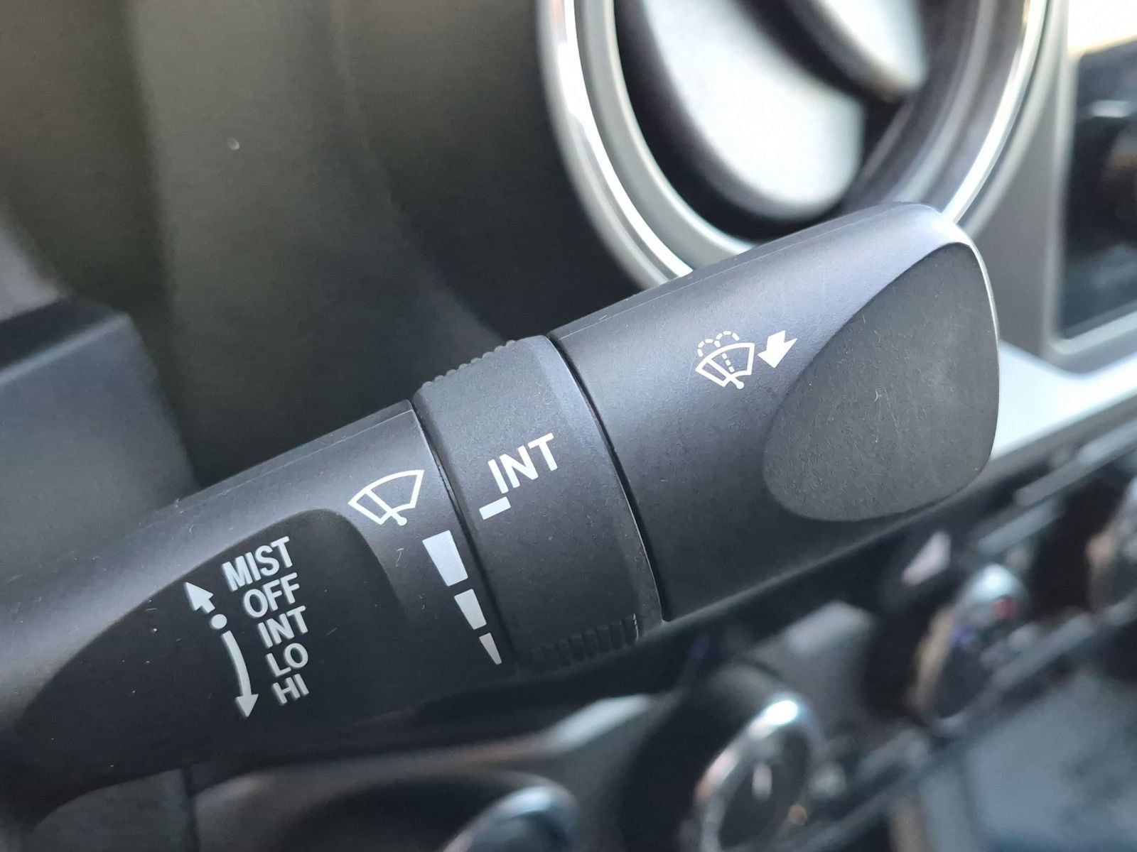 Used 2016 Toyota Tacoma TRD Off-Road AWD/4WD image 22