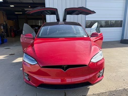 Used 2021 Tesla Model X Long Range Plus image 10