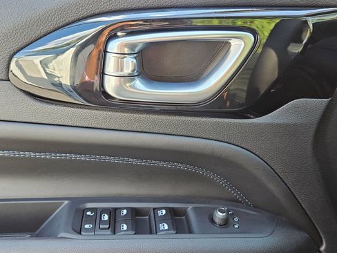 New 2026 Jeep Compass Latitude image 30