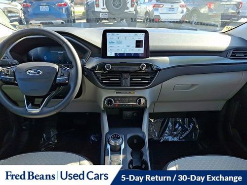 Used 2023 Ford Escape Active image 17