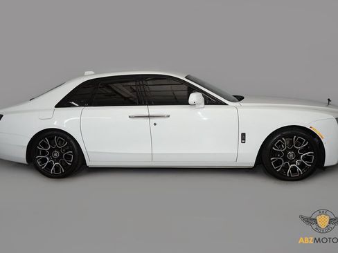 Used 2023 Rolls-Royce Ghost Black Badge image 5