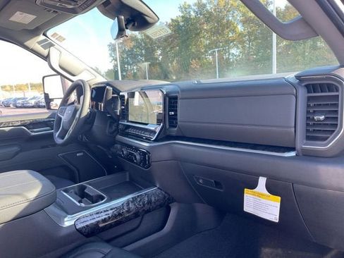 New 2025 Chevrolet Silverado 2500 LTZ w/ Trail Boss Package AWD/4WD image 30