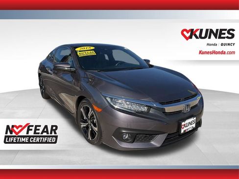 Used 2018 Honda Civic Touring image 1