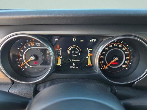 Used 2018 Jeep Wrangler Unlimited Sahara AWD/4WD image 38
