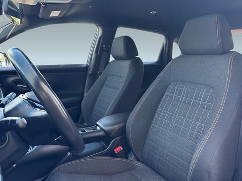 Certified 2023 Honda HR-V Sport image 21