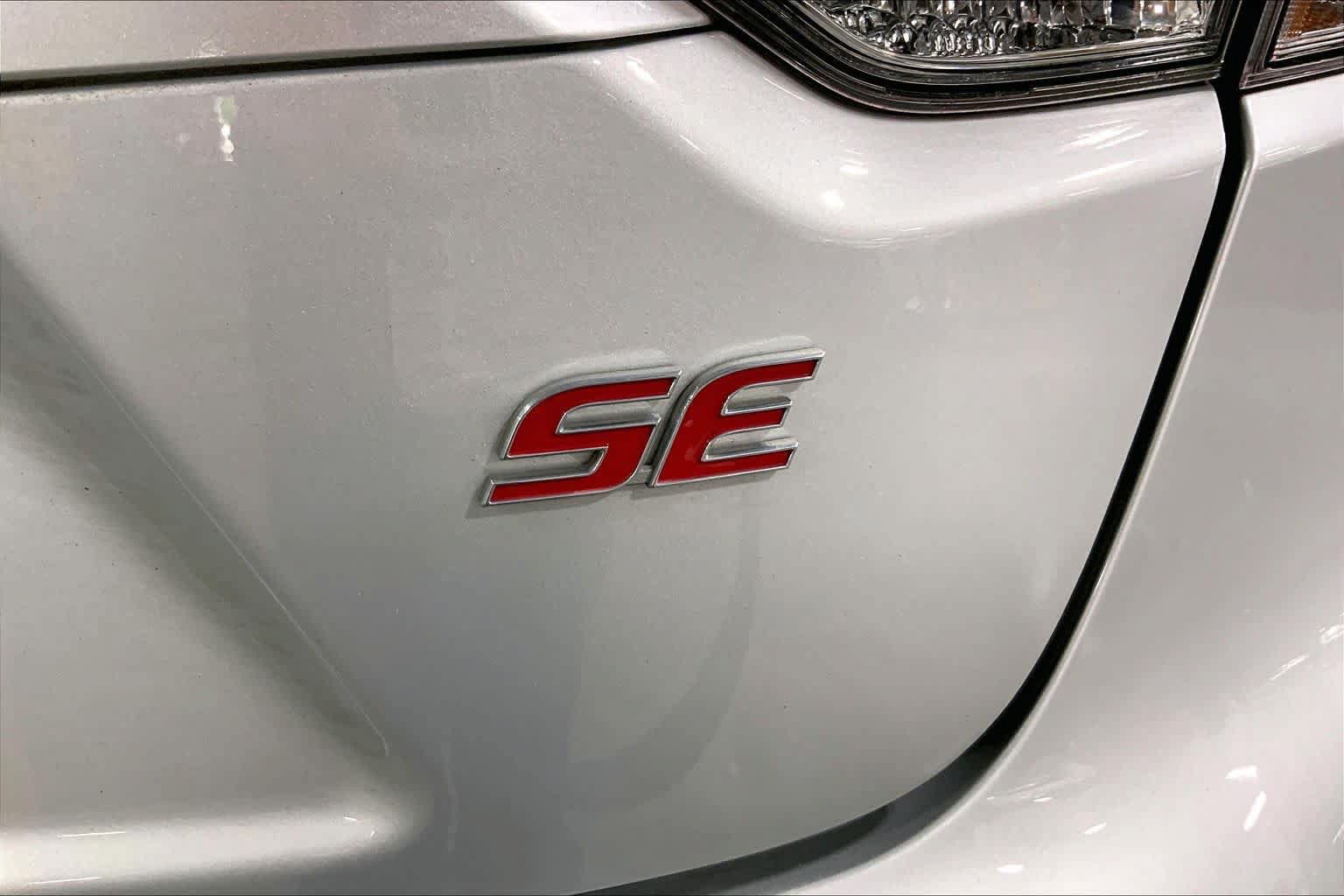 Certified 2024 Toyota Corolla SE w/ SE Premium Package FWD image 10