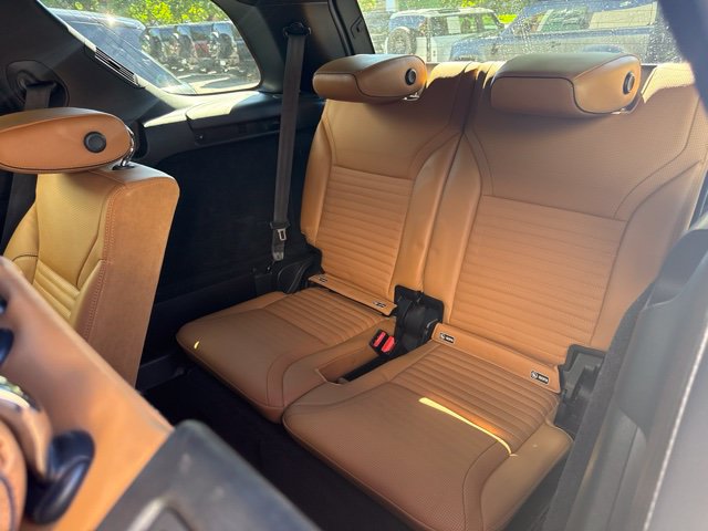 Used 2020 Land Rover Discovery HSE AWD/4WD image 5