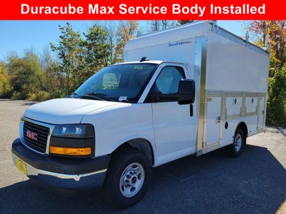 New 2025 GMC Savana 3500 w/ Power Convenience Package
