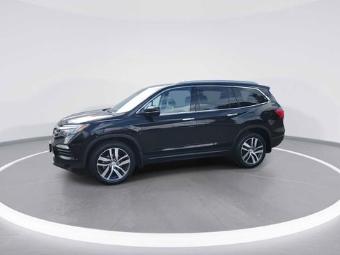 Used 2018 Honda Pilot Touring image 4