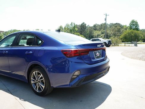 Used 2023 Kia Forte LXS FWD image 19