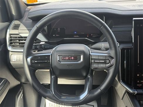 Used 2025 GMC Acadia Elevation image 22