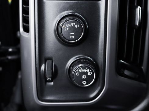 Used 2018 GMC Sierra 1500 SLT AWD/4WD image 21