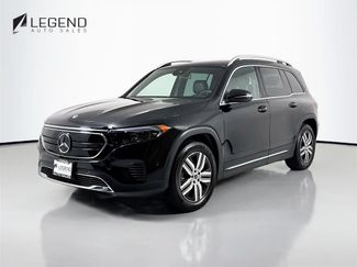 Used 2023 Mercedes-Benz EQB 300 4MATIC video 1
