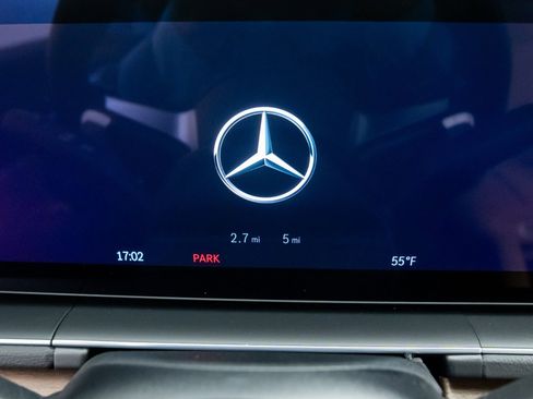 New 2026 Mercedes-Benz GLS 450 4MATIC image 24