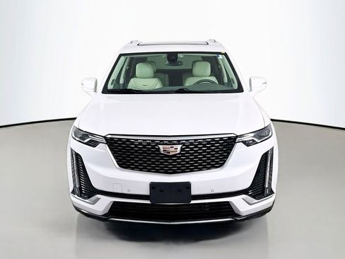 Used 2023 Cadillac XT6 Premium Luxury w/ LPO, Floor Liner Package AWD/4WD image 6