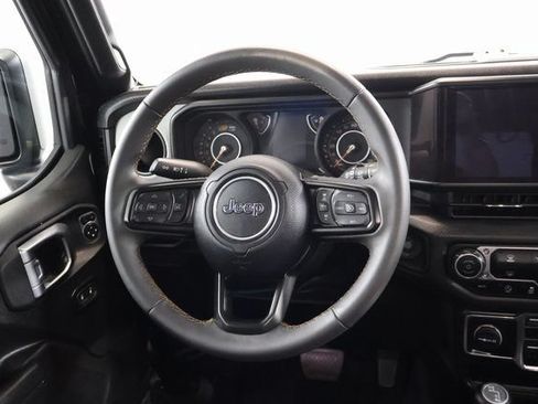 Used 2024 Jeep Wrangler Unlimited Sport AWD/4WD image 14