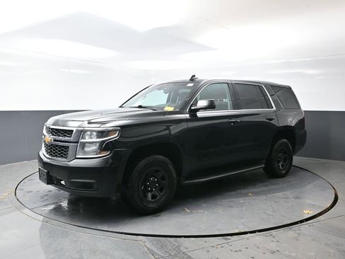 Used 2018 Chevrolet Tahoe 2WD w/ Remote Keyless Entry Package image 8