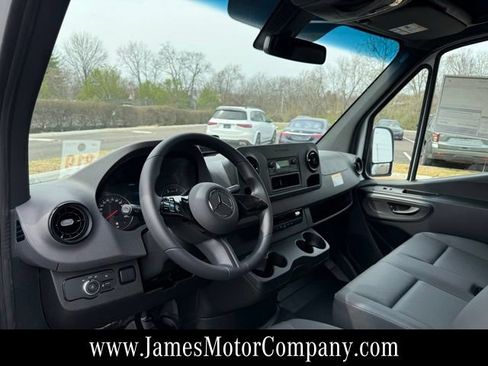 Used 2026 Mercedes-Benz Sprinter 2500 image 11