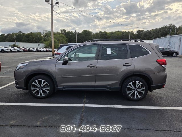Used 2023 Subaru Forester Limited AWD/4WD image 6