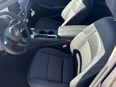 New 2025 Nissan Altima 2.5 S image 15