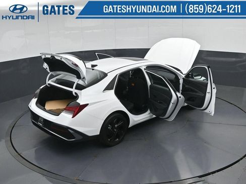 New 2026 Hyundai Elantra SEL Sport Premium FWD image 49