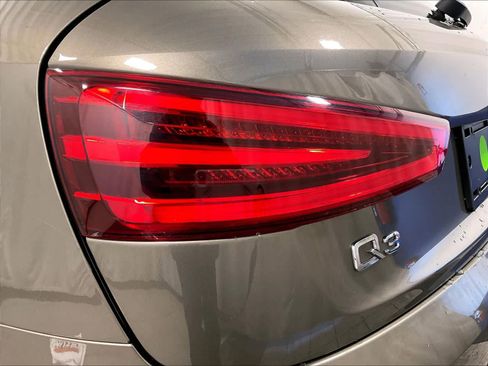 Used 2015 Audi Q3 2.0T Prestige w/ Prestige Package image 35