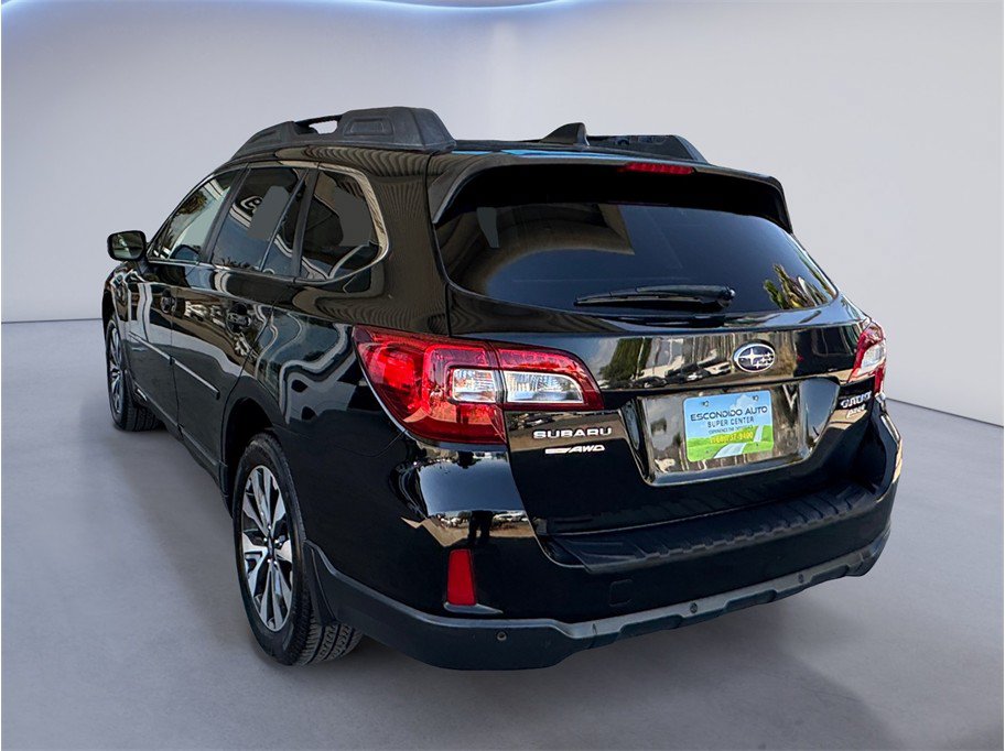 Used 2017 Subaru Outback 2.5i Limited AWD/4WD image 4