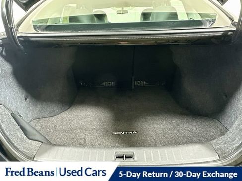 Used 2018 Nissan Sentra SR w/ SR Midnight Edition Package FWD image 30