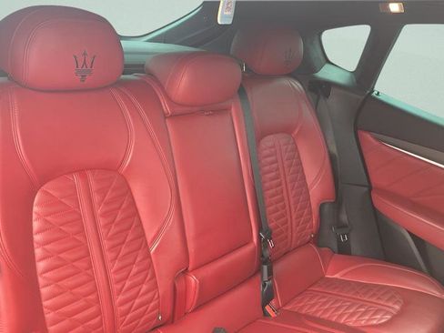 Used 2019 Maserati Levante GTS AWD/4WD image 20