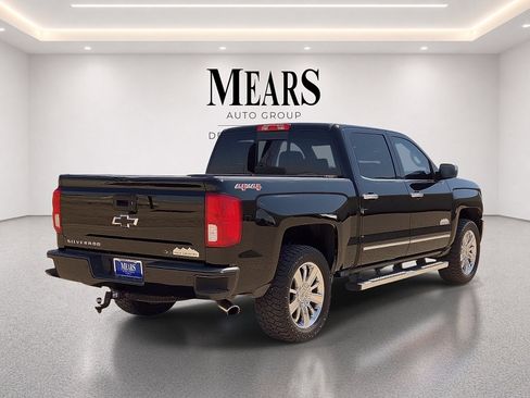 Used 2016 Chevrolet Silverado 1500 High Country w/ High Country Premium Package AWD/4WD image 5
