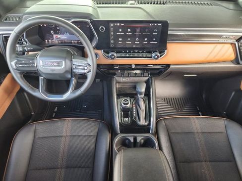 Used 2024 GMC Canyon AT4 w/ Technology Package AWD/4WD image 26