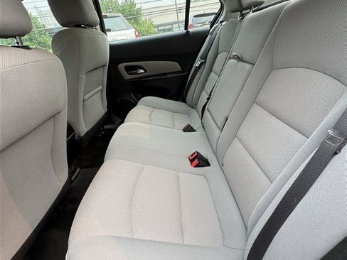 Used 2014 Chevrolet Cruze LT FWD image 11