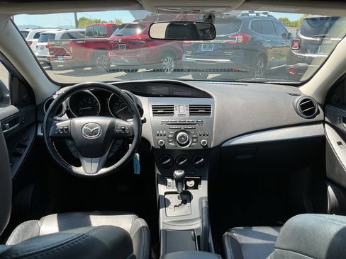 Used 2012 MAZDA MAZDA3 i Grand Touring w/ Tech Pkg FWD image 24