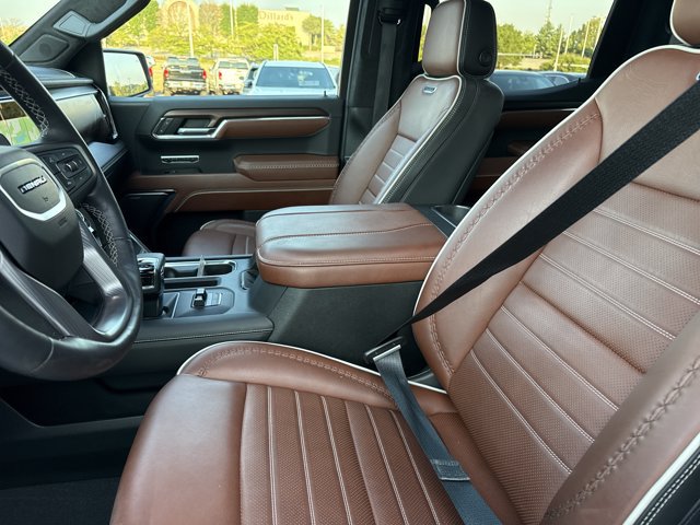 Used 2024 GMC Sierra 1500 Denali Ultimate AWD/4WD image 5