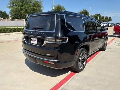 Used 2022 Jeep Grand Wagoneer Series III w/ Rear Seat Video Group 1 AWD/4WD image 10