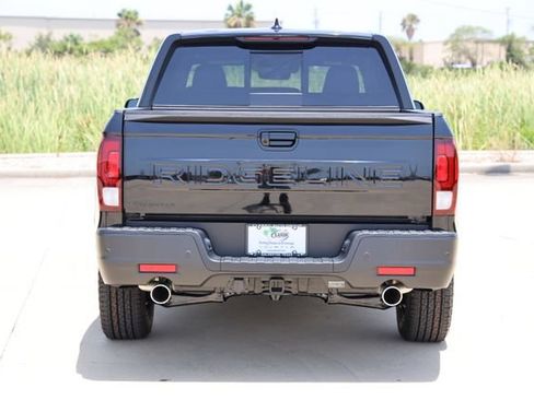 New 2026 Honda Ridgeline Black Edition image 7