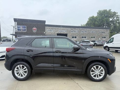 Used 2021 Chevrolet TrailBlazer LS image 7