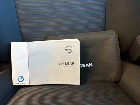 Used 2019 Nissan Leaf SV w/ SV Technology Package image 26