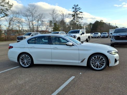 Used 2021 BMW 530i image 3