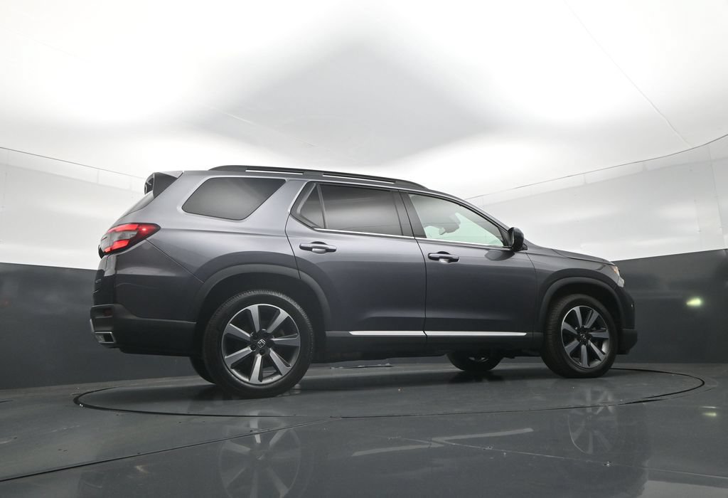 Used 2023 Honda Pilot Elite image 39