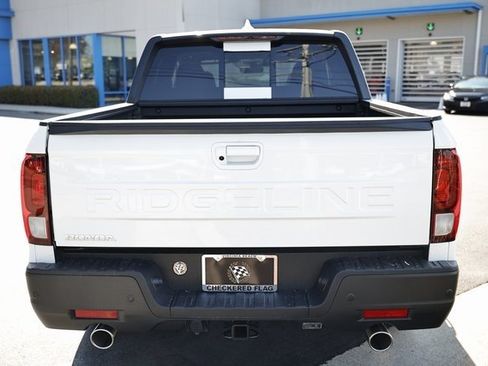 New 2026 Honda Ridgeline Black Edition image 12