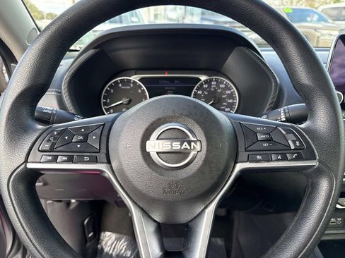 Certified 2024 Nissan Sentra SV image 28