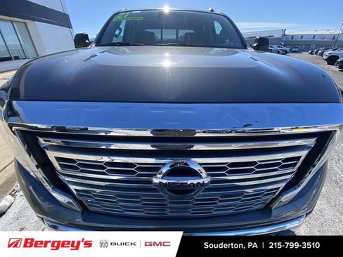 Used 2021 Nissan Titan SV w/ SV Convenience Package image 34