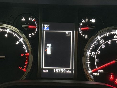 Used 2023 Toyota 4Runner TRD Pro AWD/4WD image 18