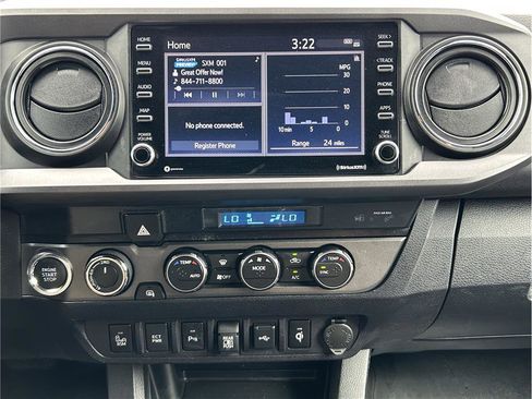 Used 2022 Toyota Tacoma TRD Off-Road w/ Technology Package image 17