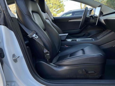 Used 2021 Tesla Model 3 Standard Range Plus image 32