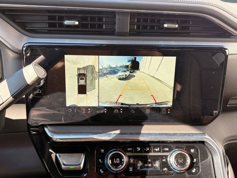 Used 2024 GMC Sierra 2500 Denali w/ Denali Reserve Package image 30