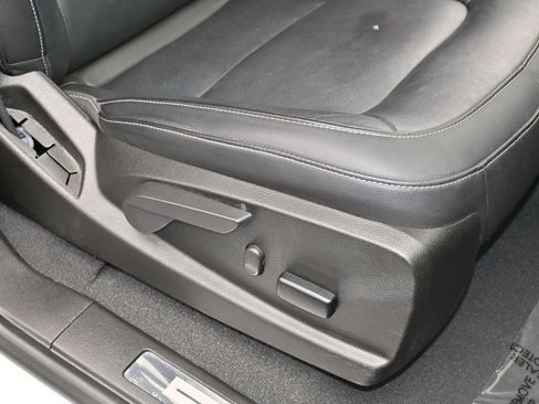 Used 2022 Chevrolet Colorado ZR2 image 43