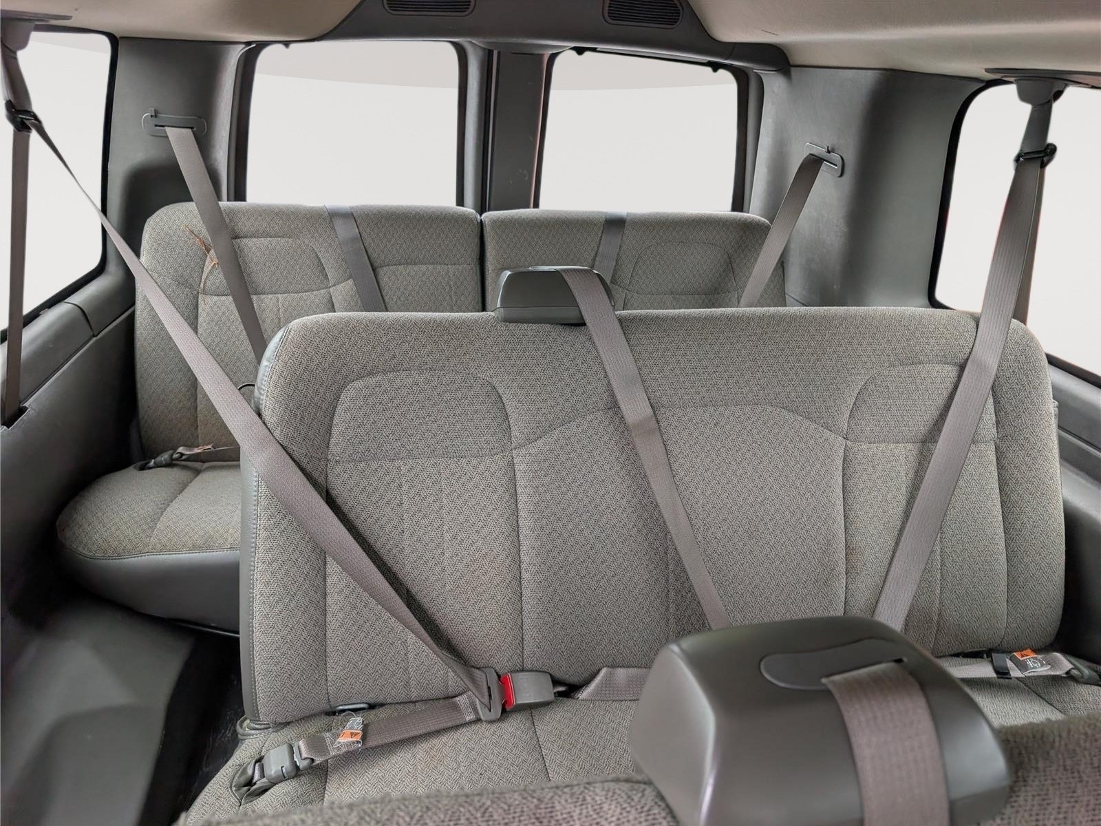 Used 2025 Chevrolet Express 3500 LT w/ LT Preferred Equipment Group RWD image 14